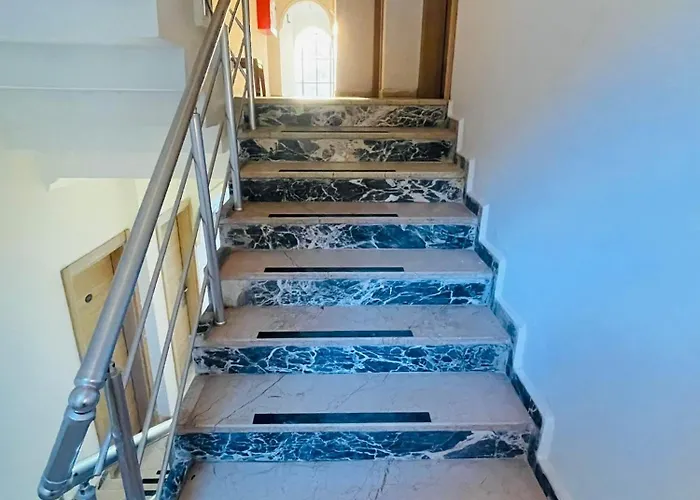 Best Hotel فندق